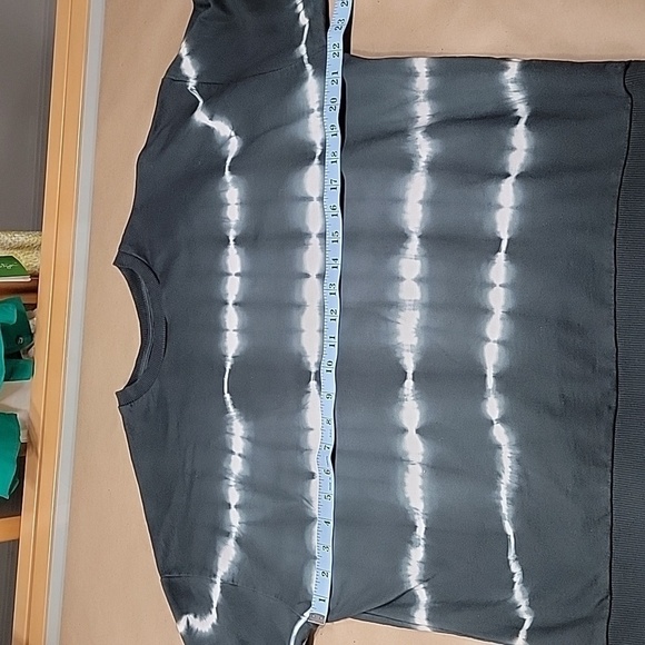 ASOS DESIGN Size 2 Oversized Sweatshirt in Charcoal with Tie-Dye Stripe - Picture 5 of 11